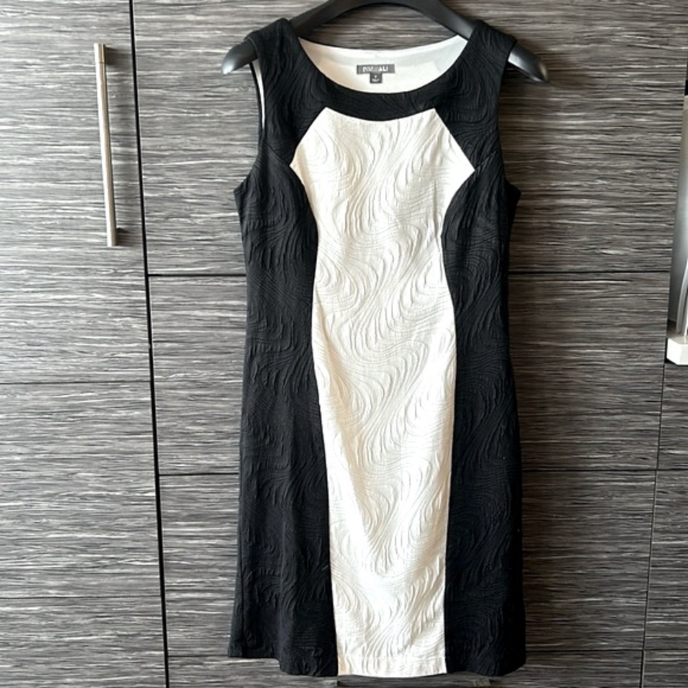 Soft and stretchy color block dress, Sz 8 - Picture 2 of 4